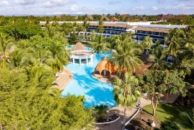 Escape to the Beautiful Sandy Baches of Diani